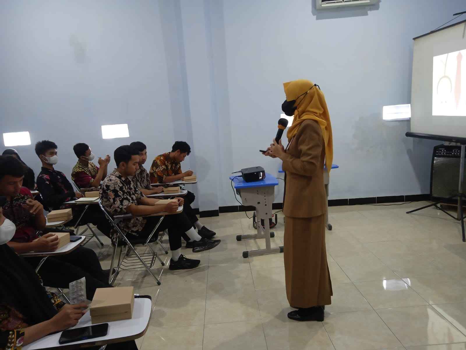 Edukasi dan Konseling Pranikah Bersama Puskesmas Bendo dan KUA Kec. Pare