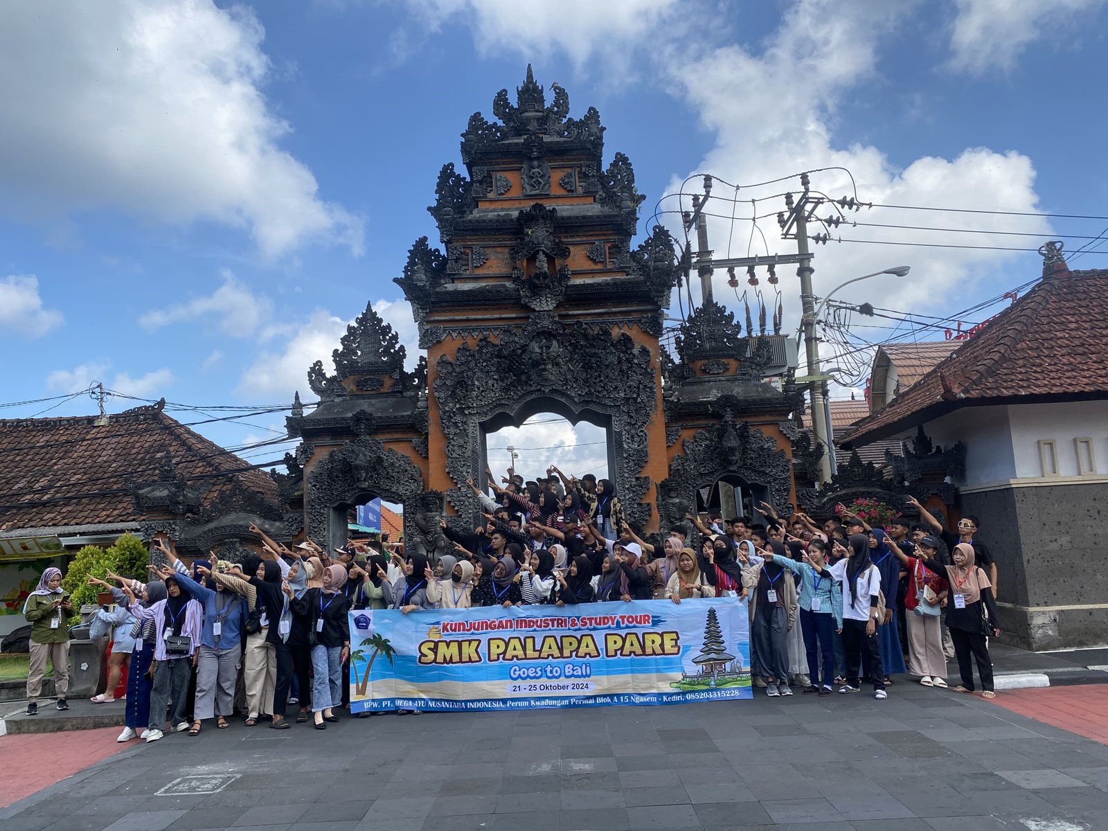 SMK Palapa Pare Goes To Bali : Day 2 Kunjungan ketanah Lot
